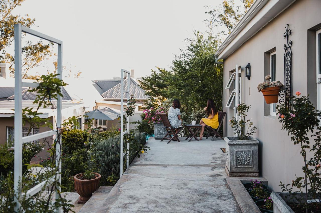 Bed and Breakfast Cornerstone Manor Grahamstown Exterior foto